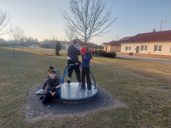 Jarni prazdniny Štítary 2026